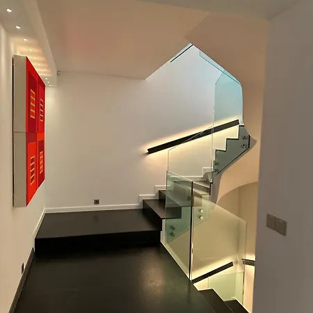 Villa Before Making A Request, Read My Host Profile At The Bottom Of Page # Premium 4 Bedroom Villa With Private Pool Near Monaco